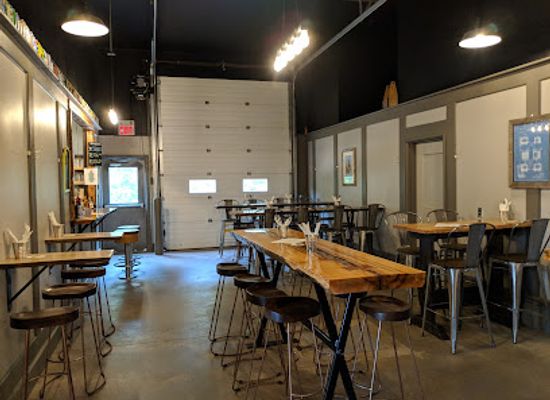 canada/fraser-valley/bar/lunn-s-mill-beer-company