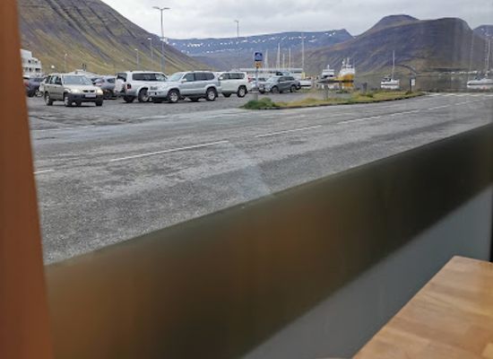 iceland/westfjords/bar/thai-tawee