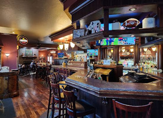 iowa/pikes-peak-state-park/bar/eddie-s-irish-pub