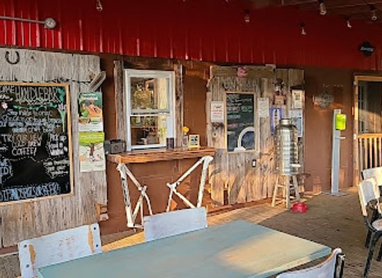 west-virginia/new-river-gorge-national-park-and-preserve/bar/the-handle-bar-kitchen