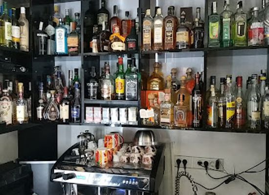 romania/suceava/bar/insense-vinyl