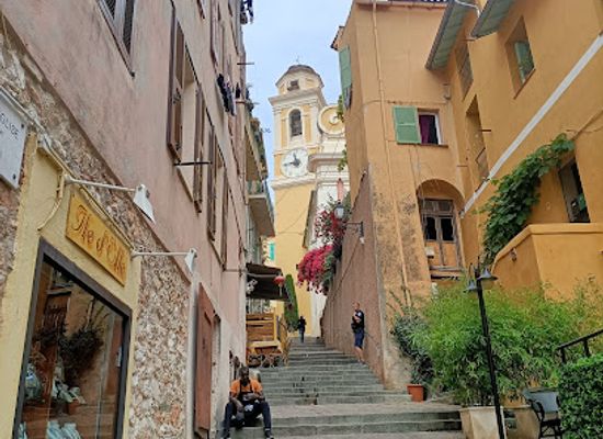 france/french-riviera/bar/le-phare