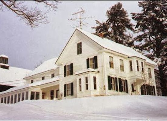 vermont/washington-county/bar/pie-in-the-sky-farm-inn-retreat-apartment