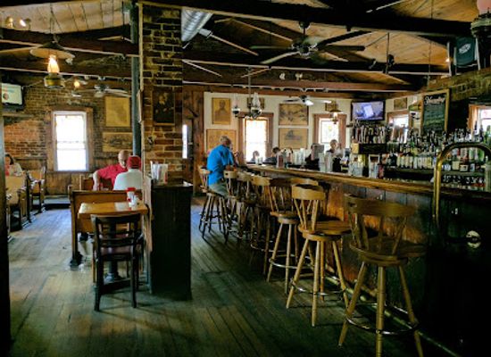 connecticut/windham-county/bar/bidwell-tavern