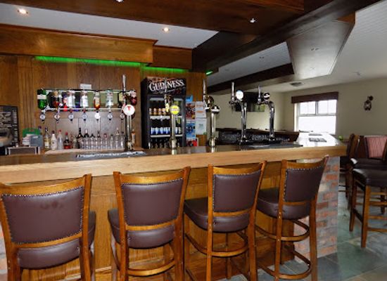 ireland/causeway-coastal-route/bar/the-glen-bar