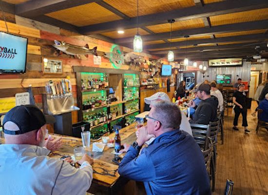 wisconsin/western-uplands/bar/muskies-bar-grill