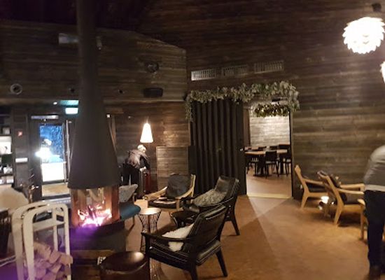 finland/lapland/bar/rakas-restaurant-bar