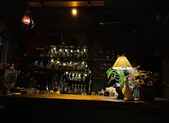 vietnam/dalat/bar/whiskeypedia-dalat