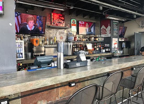 maryland/eastern-shore/bar/tommy-joe-s
