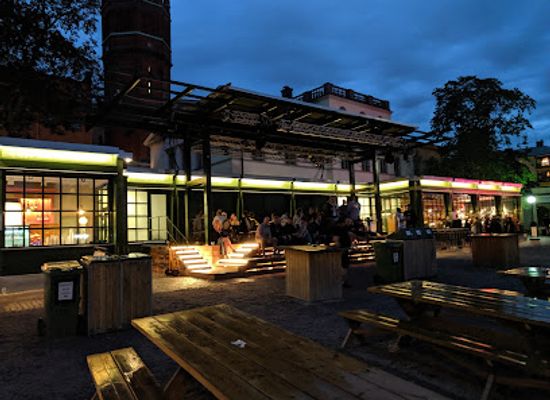 sweden/svealand/bar/omnipollos-hatt