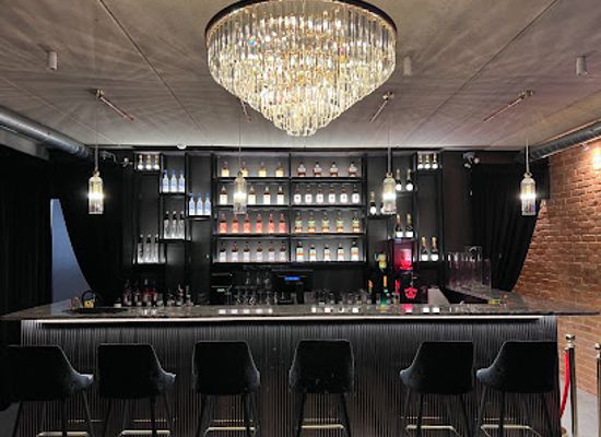 lithuania/marijampole/bar/magnat-lounge-kokteiliu-ir-sokiu-baras-night-club-coctail-and-dance-bar