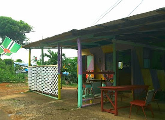 dominica/saint-andrew/bar/kool-breeze-bar