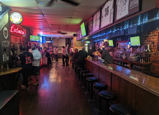 ohio/wayne-national-forest/bar/cat-s-eye-saloon