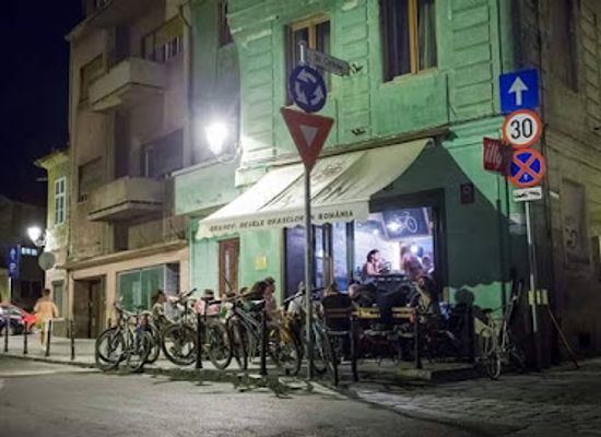 romania/brasov/bar/cafe-central-brasov-mini-bistro-cocktail-house