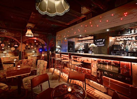united-kingdom/london/soho/bar/cahoots-london