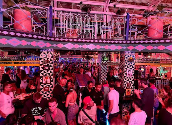 indonesia/west-kalimantan/bar/mexicola-cafe