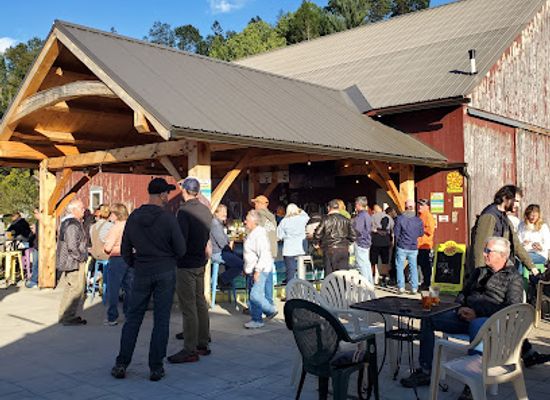 vermont/northeast-kingdom/bar/mike-s-tiki-bar