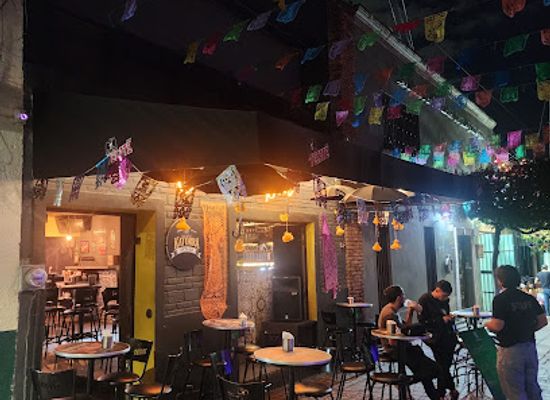 mexico/guadalajara/tlaquepaque-centro/bar/the-katorra-bar