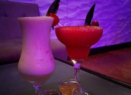 peru/madre-de-dios/bar/ukukus-restobar