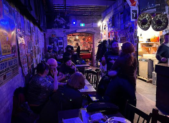 canada/nunatsiavut/bar/high-and-lonesome-club