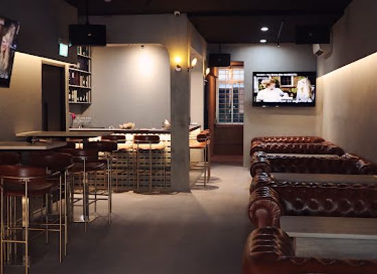 singapore/bukit-timah/bar/v-lounge