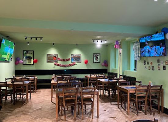 czechia/bohemia/bar/brit-bar-prague