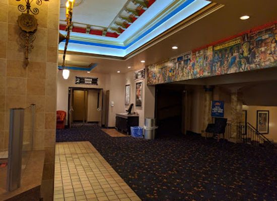 canada/peace-river-country/bar/the-roxy-theatre