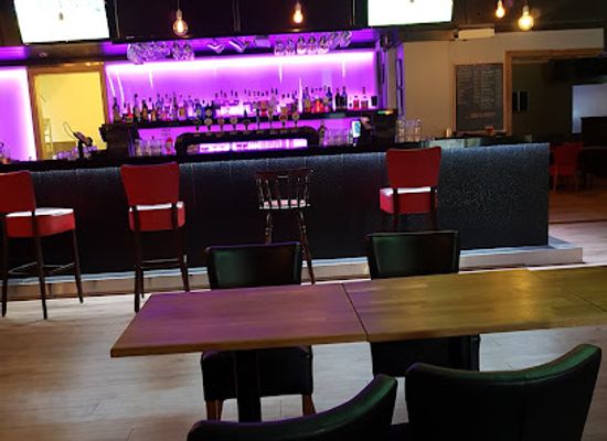 iceland/hafnarfjordur/bar/olhusio-olstofa-hafnarfjaroar