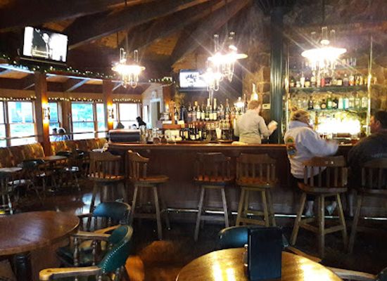 california/sierra-nevada/bar/river-ranch-lodge-restaurant