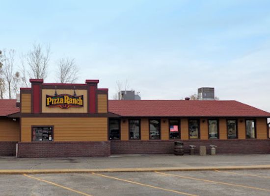 iowa/loess-hills/bar/pizza-ranch