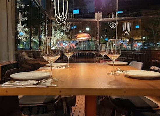 israel/holon/bar/tzfi-prymv