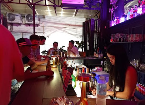 philippines/boracay/bar/rewind-cocktail-bar
