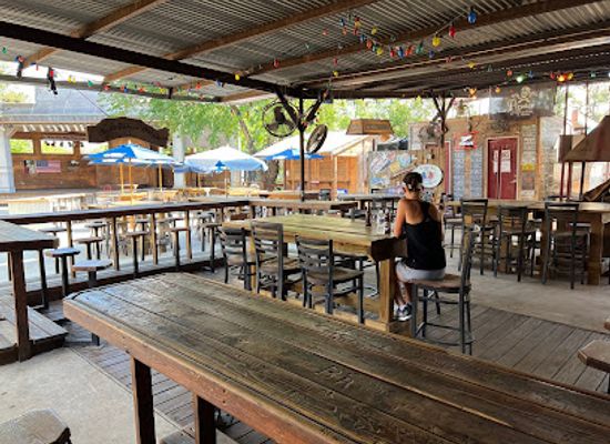 texas/hill-country/bar/11th-street-cowboy-bar
