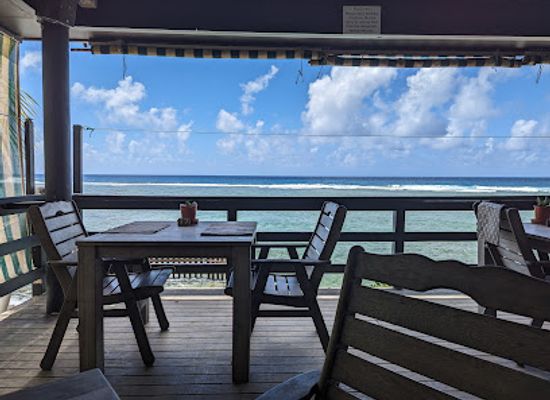 cook-islands/rarotonga/bar/tiki-bar