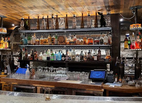 canada/central-canada/bar/rabbit-hole
