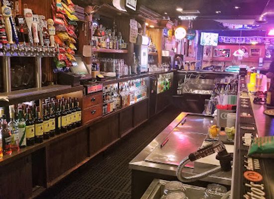 california/costa-mesa/bar/the-huddle