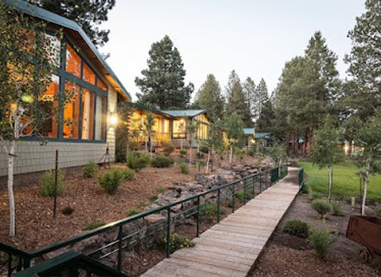 oregon/harney-basin/bar/the-retreat-at-silvies-valley-ranch