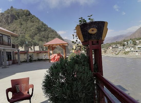pakistan/chitral/bar/diwan-resturant