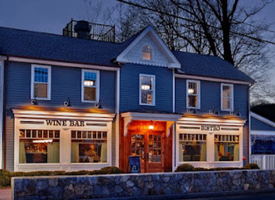 connecticut/housatonic-valley/bar/nouveau-monde