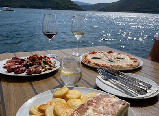 montenegro/perast/bar/locanda-perast-ristorante-pizzeria