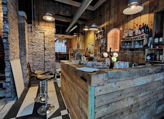 norway/bergen/bar/kjuagutt-bar
