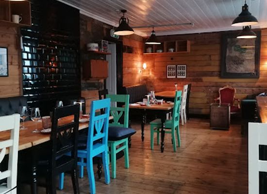 faroe-islands/mykines/bar/katrina-christiansen