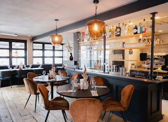 netherlands/egmond-aan-zee/bar/brass-kaatje
