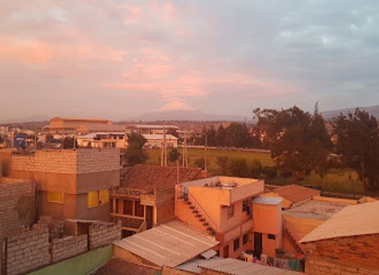 ecuador/cotopaxi-region/bar/hostel-sendero-de-volcanes