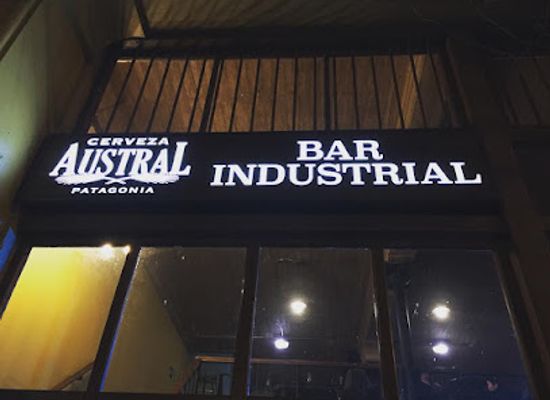 chile/valparaiso/cerro-concepcion/bar/bar-industrial