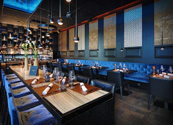 liechtenstein/schaaner-panoramaweg/bar/esquire-bar-bistro