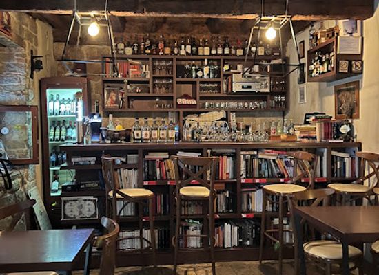 croatia/split/bar/marvlvs-library-jazz-bar