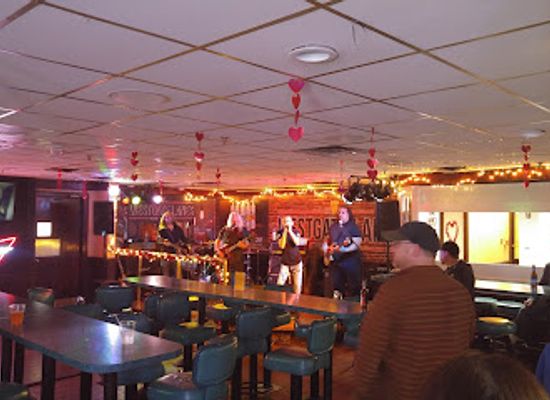 massachusetts/brockton/bar/westgate-lanes-pub-grill-arcade-billiards