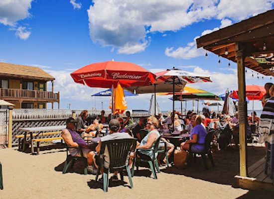maine/old-orchard-beach/bar/pirates-patio-and-galley