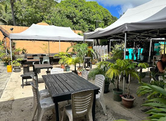 cook-islands/avatiu/bar/cafe-ariki